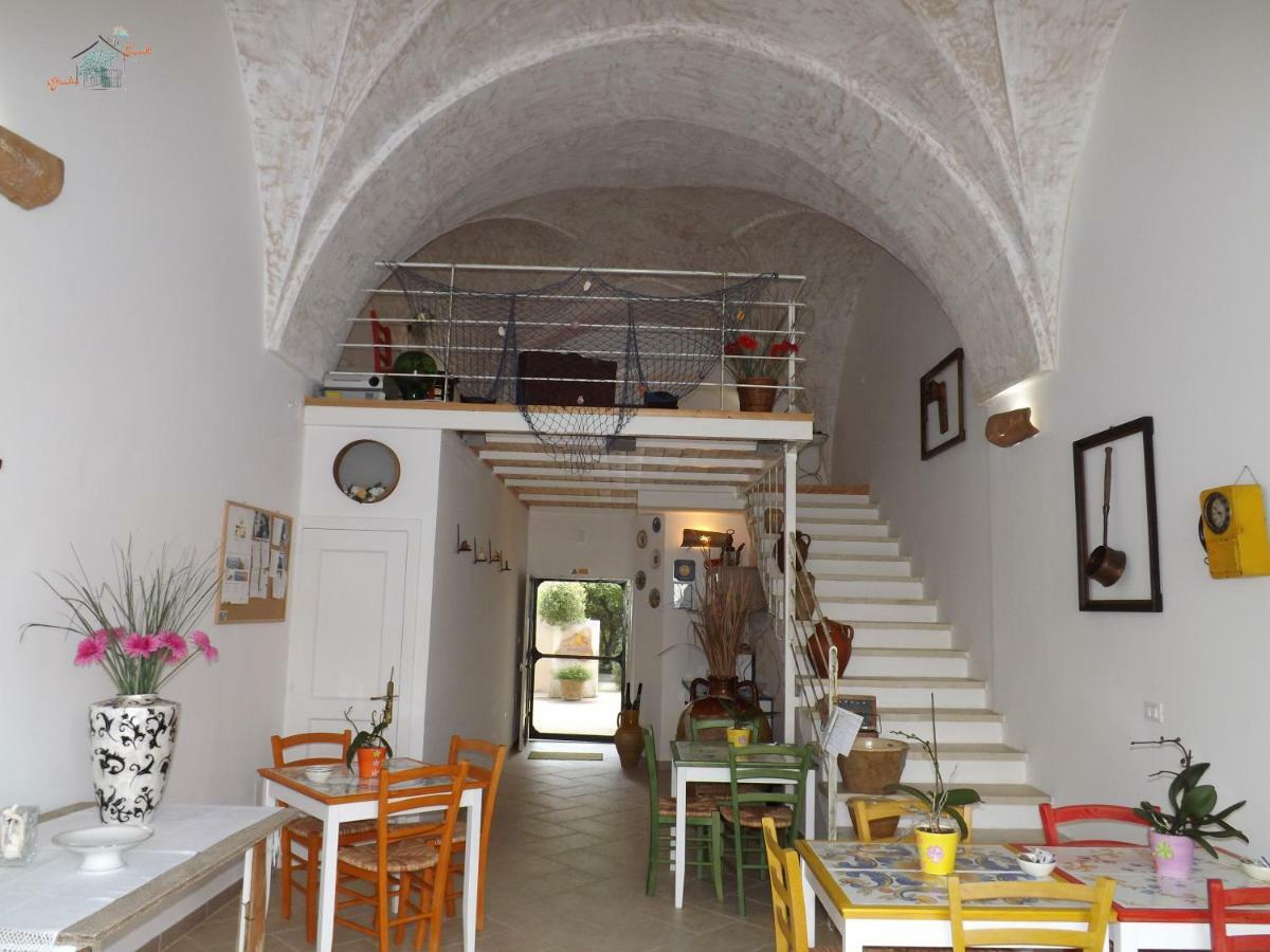 Giardino Nascosto Bed & Breakfast ตาเวียโน ภายนอก รูปภาพ